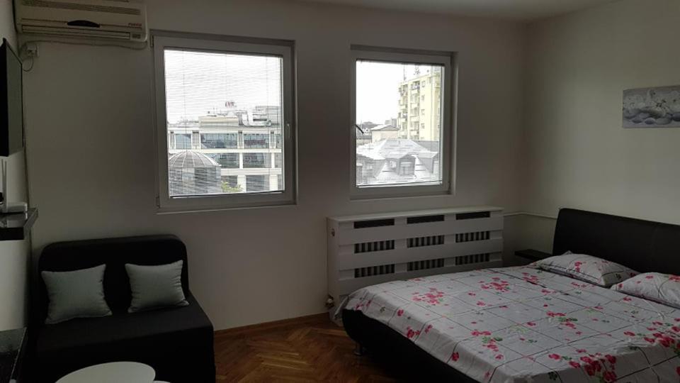 Central View Apartment Skopje Ngoại thất bức ảnh