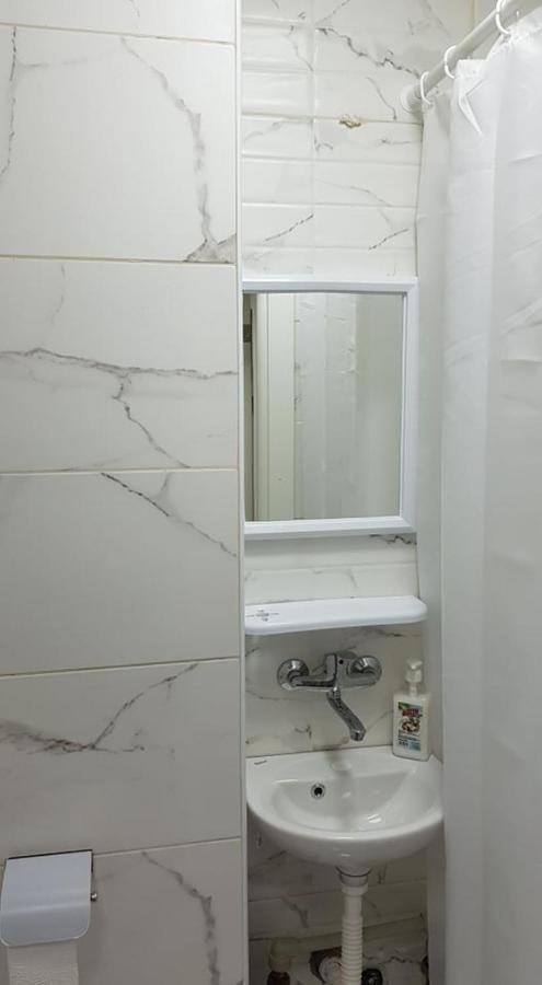 Central View Apartment Skopje Ngoại thất bức ảnh