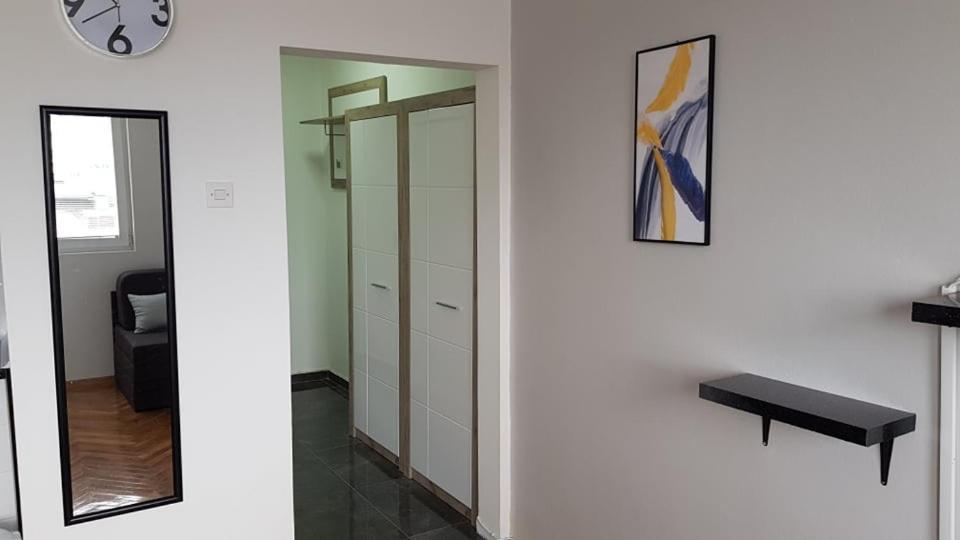 Central View Apartment Skopje Ngoại thất bức ảnh