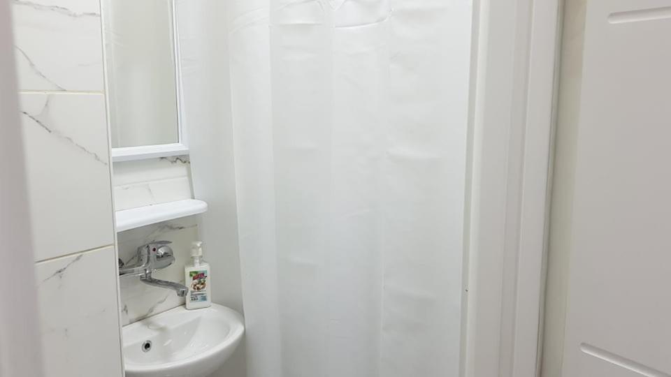 Central View Apartment Skopje Ngoại thất bức ảnh