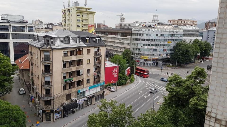 Central View Apartment Skopje Ngoại thất bức ảnh